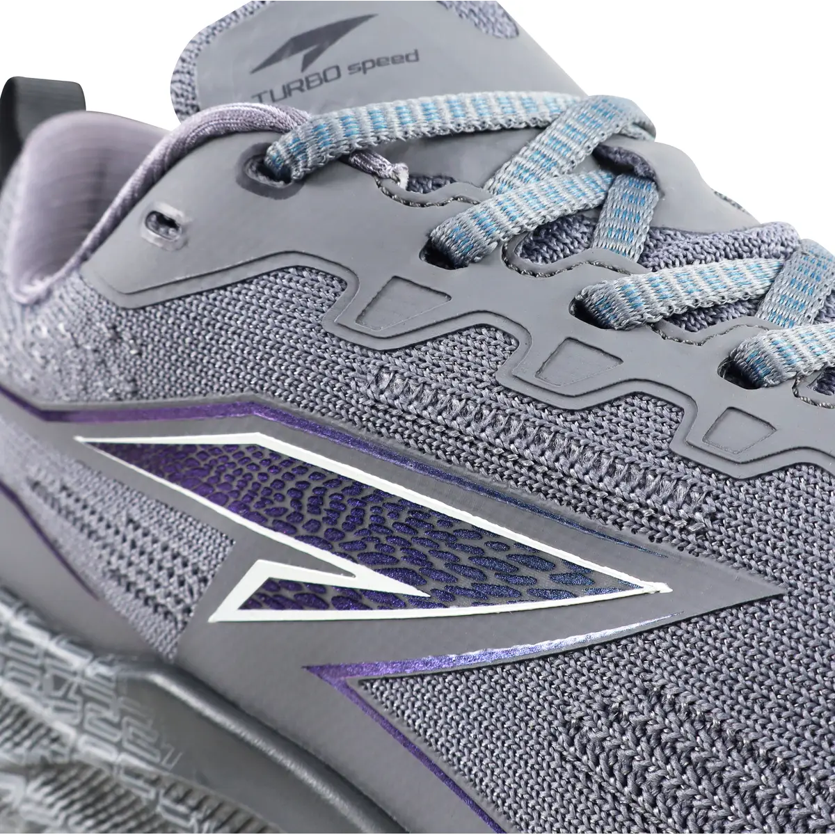Primer plano malla técnica gris y logo metálico iridiscente zapatillas RS Performance