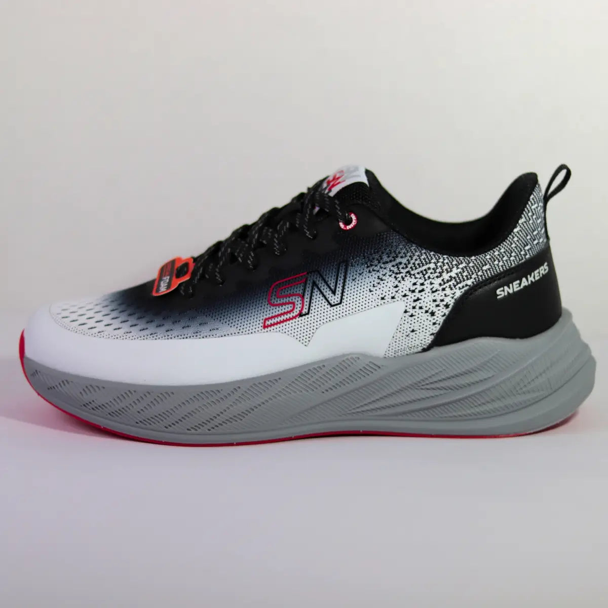 Zapatillas Sneakers Supply hombre diseño degradado blanco y negro con logo SN rojo