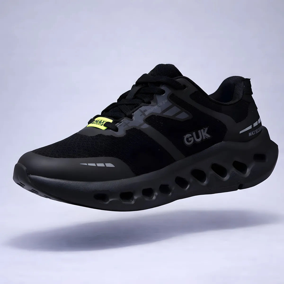Zapatillas deportivas mujer GUK Carbon Black suela con agujeros de amortiguación