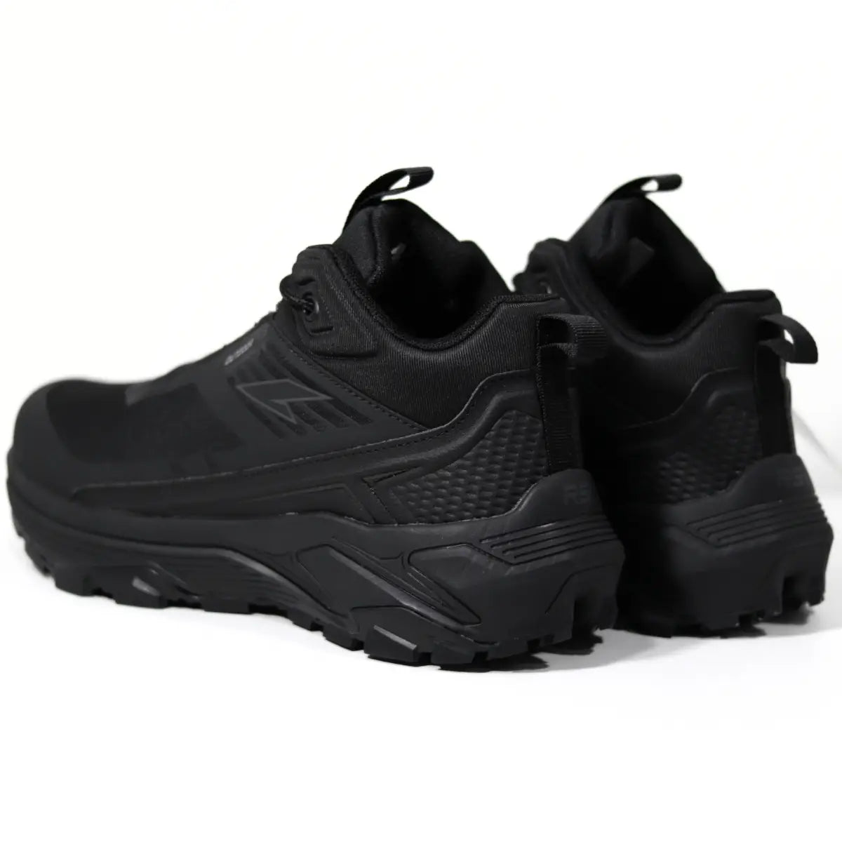 Vista trasera de talón de botas hombre RS Performance Balistic negras mostrando diseño robusto