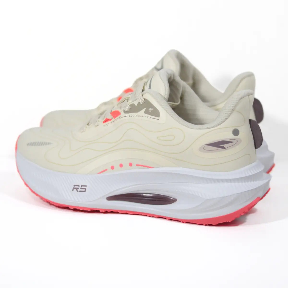 Zapatillas mujer RS Performance Eco Women beige vista en ángulo frontal de tres cuartos