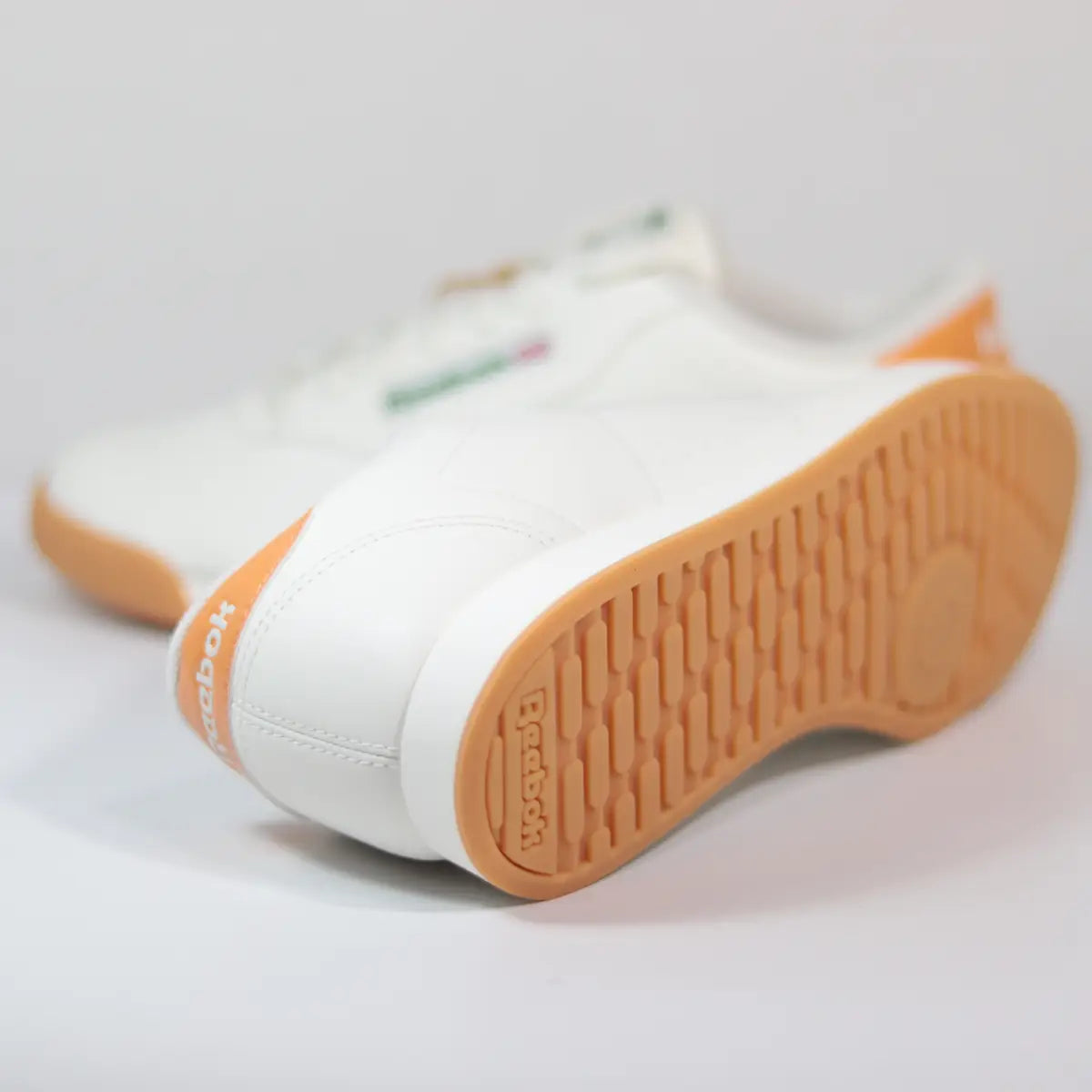 Suela exterior de goma blanca zapatillas mujer Reebok Princess Classic tracción urbana