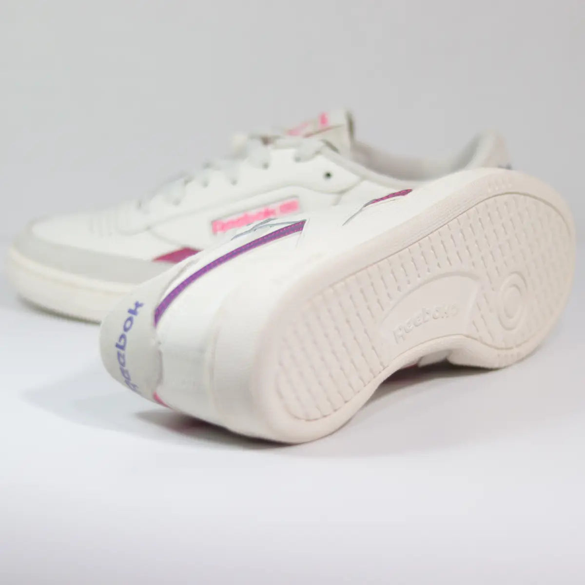 Suela exterior de goma blanca zapatillas casuales hombre Reebok Club C Revenge Vintage patrón tracción urbano