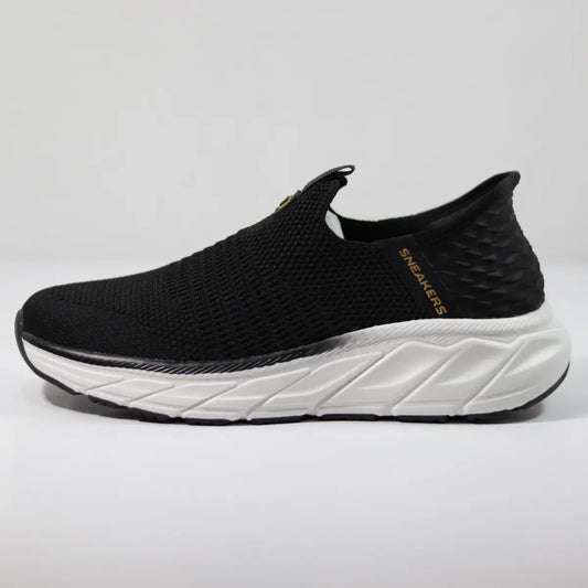 Zapatillas mujer Sneakers Supply Walker negras sin cordones perfil lateral con logo SN y suela blanca