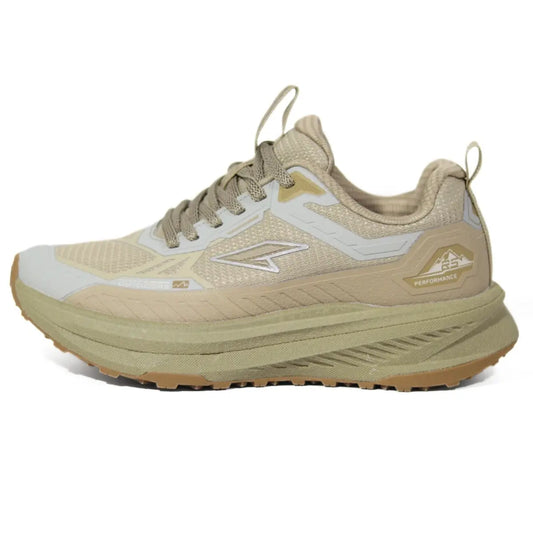 Perfil lateral externo de zapatillas outdoor hombre RS Performance Prisma beige y verde oliva con suela robusta