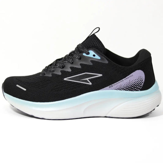Zapatilla running mujer RS Performance Protec negra perfil lateral externo mediasuela azul claro y blanca