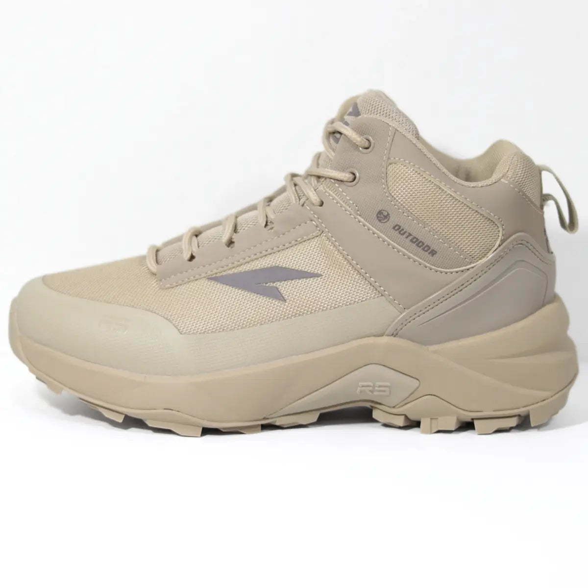 Perfil lateral externo de botas outdoor RS Performance Treck Boot hombre color beige