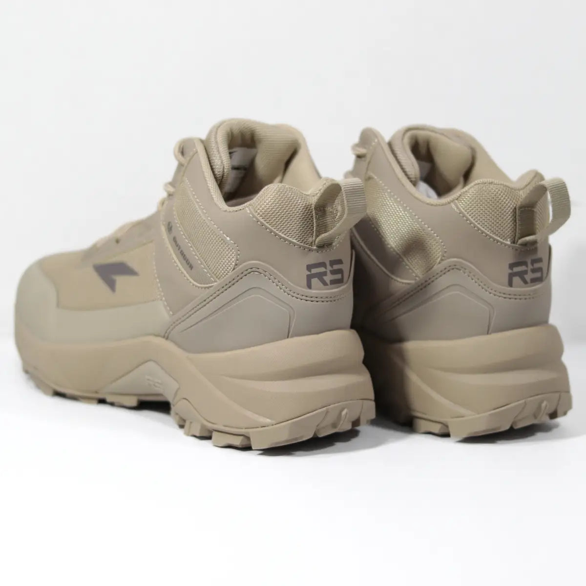Vista trasera de talón de botas outdoor hombre RS Performance Treck Boot color beige